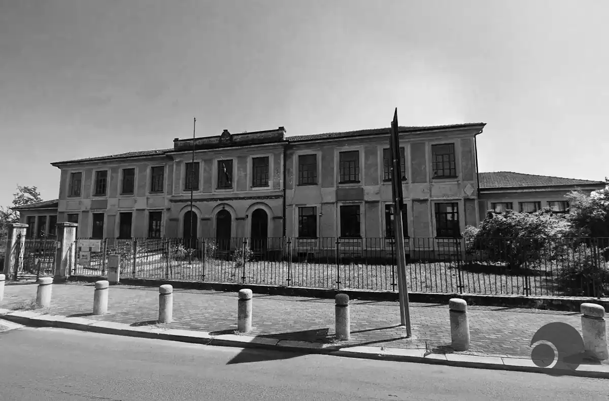 Scuola di Muggiano: il diritto a una riqualificazione programmata, non a interventi episodici