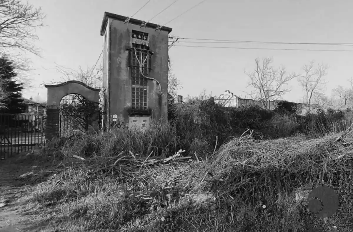 Cascina Assiano: una situazione di degrado che interpella le responsabilità pubbliche